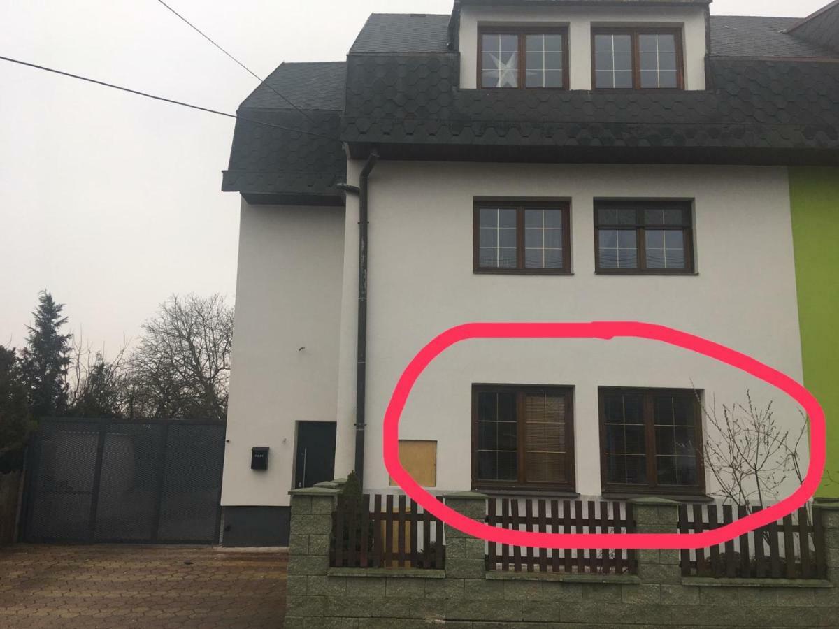 Apartment Dubnica Prejta Dubnica nad Váhom Buitenkant foto